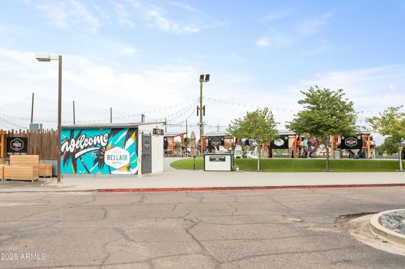 4727 W Continental Dr-40