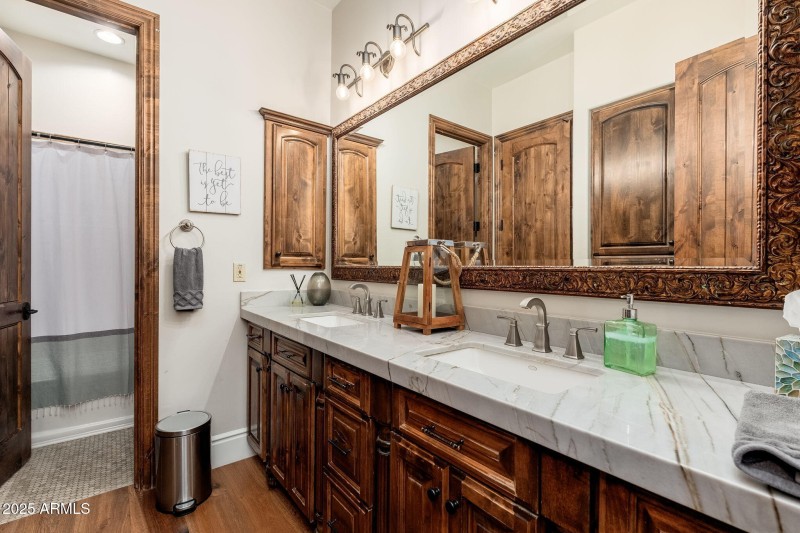 2196 E Champagne Pl - 40