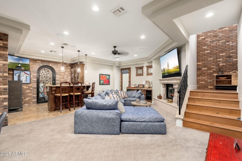 2196 E Champagne Pl - 42