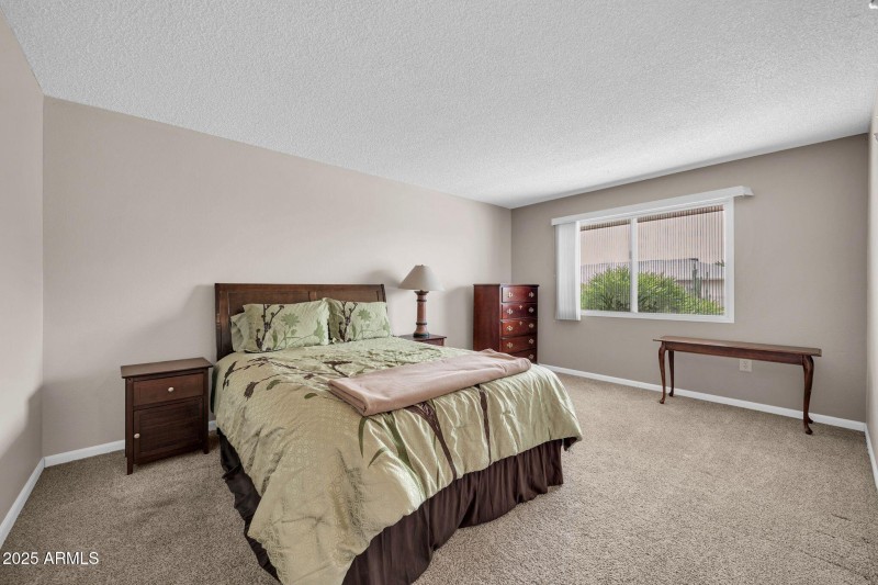 9718 W Terrace Ln-33