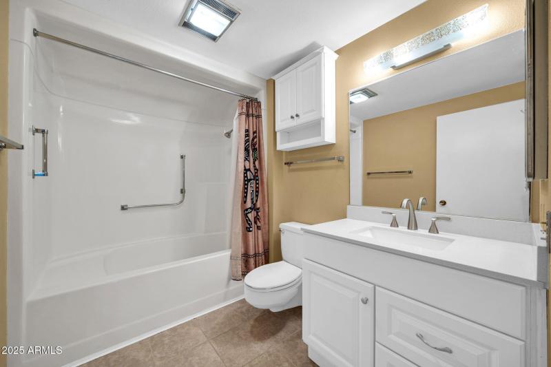 9718 W Terrace Ln-34