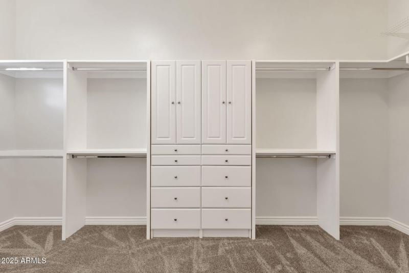 034_Primary Walk In Closet