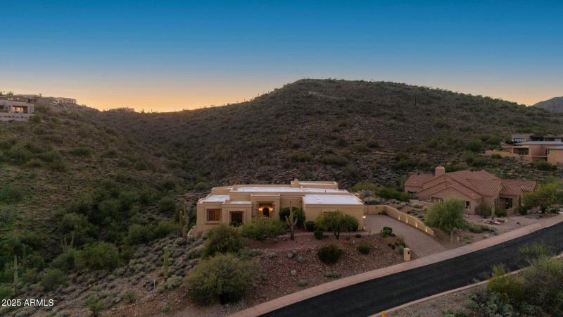 062_Aerial Front Twilight