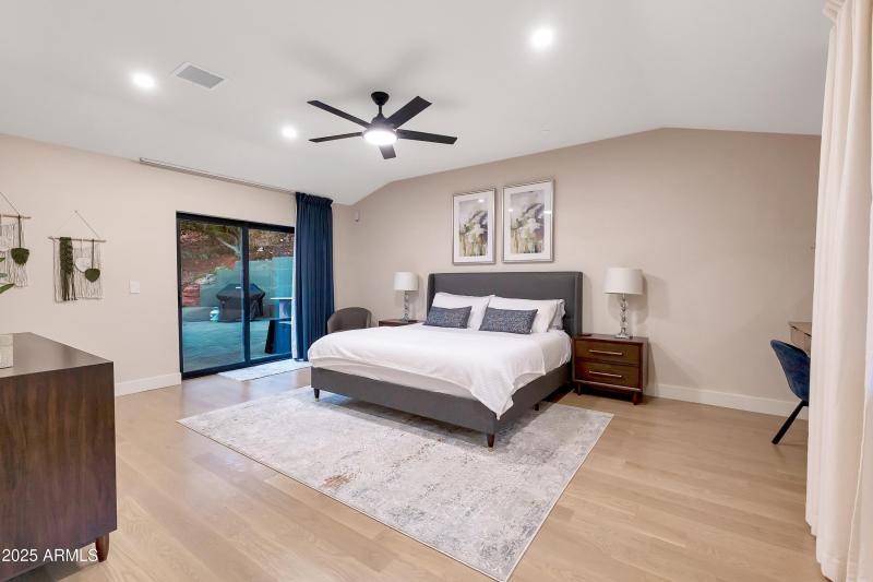 PRIMARY W/ EXTERIOR ACCESS