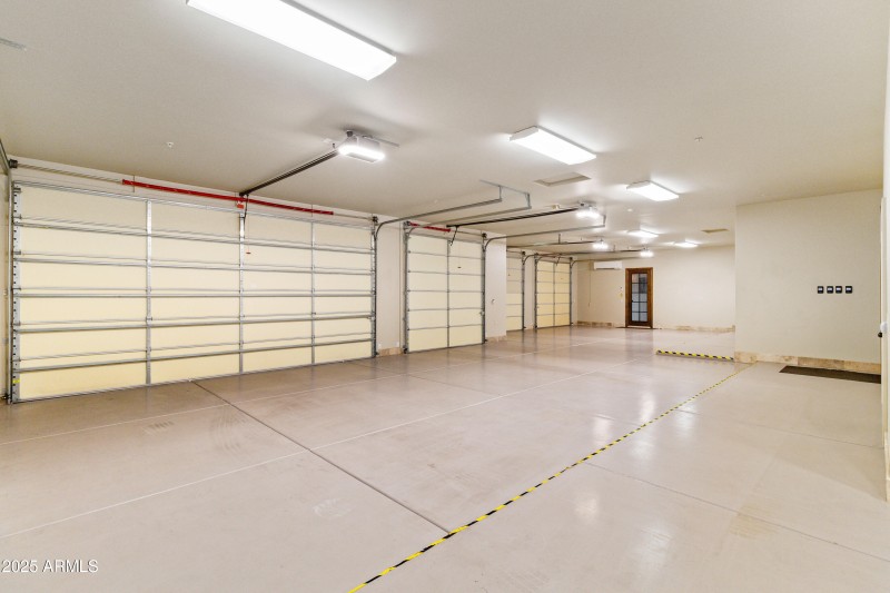 5-Car Garage