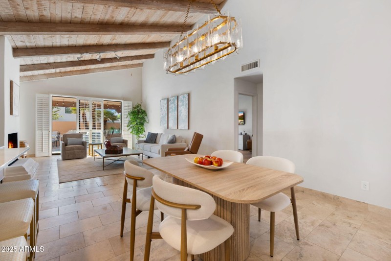 12-web-or-mls-6205-n-29th-pl