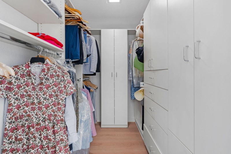 28-web-or-mls-6205-n-29th-pl