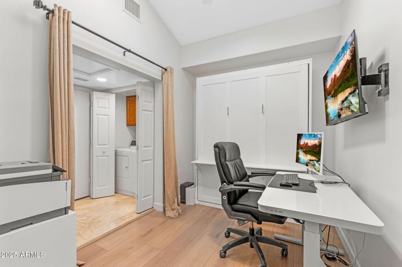 31-web-or-mls-6205-n-29th-pl