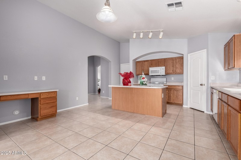 8 - Kitchen/Dining