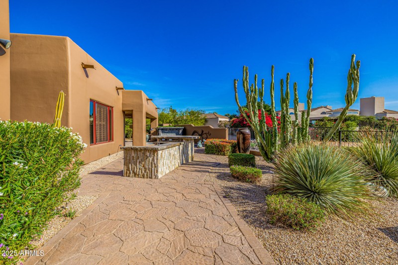 64-Calle Buena Vista