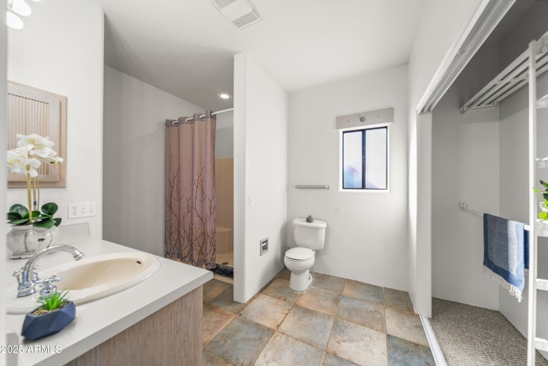 18330 W Moonlight Mesa 00043