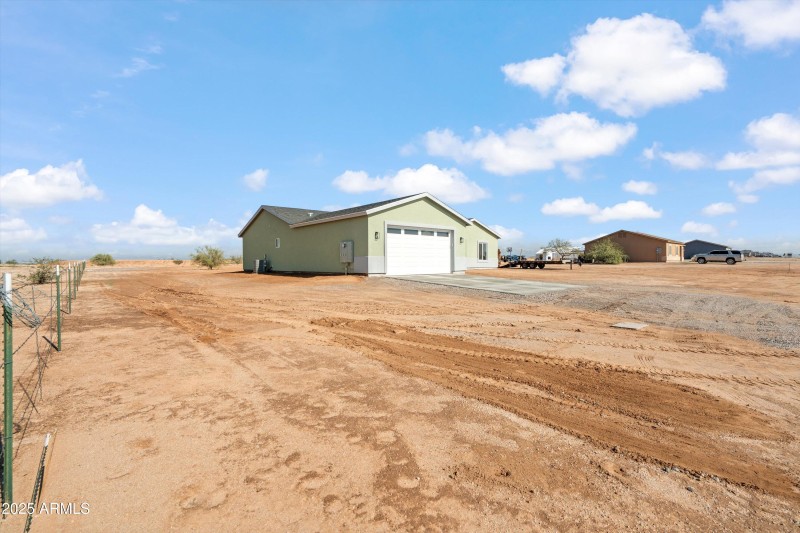 Front Angle: Color 3