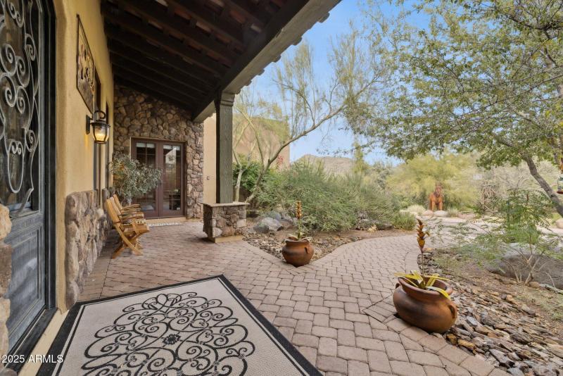 6-web-or-mls-35444-n-48th-st