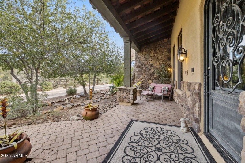 7-web-or-mls-35444-n-48th-st