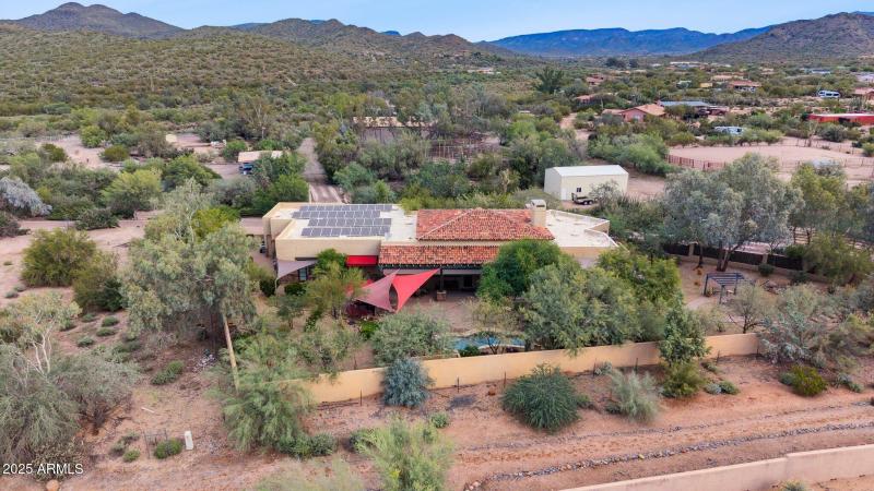 110-web-or-mls-35444-n-48th-st