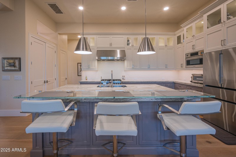 Bistro Style Chef Kitchen~