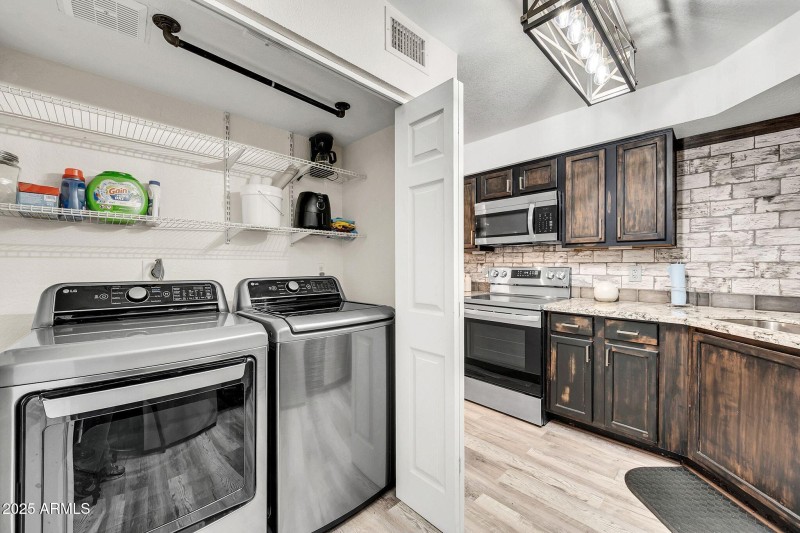 8787 E Mountain View Rd Unit 2100-19