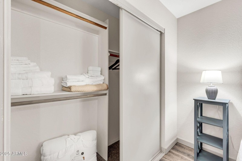 8787 E Mountain View Rd Unit 2100-27