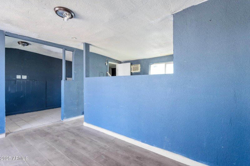 25-web-or-mls-QPT Photo - MEP_6036