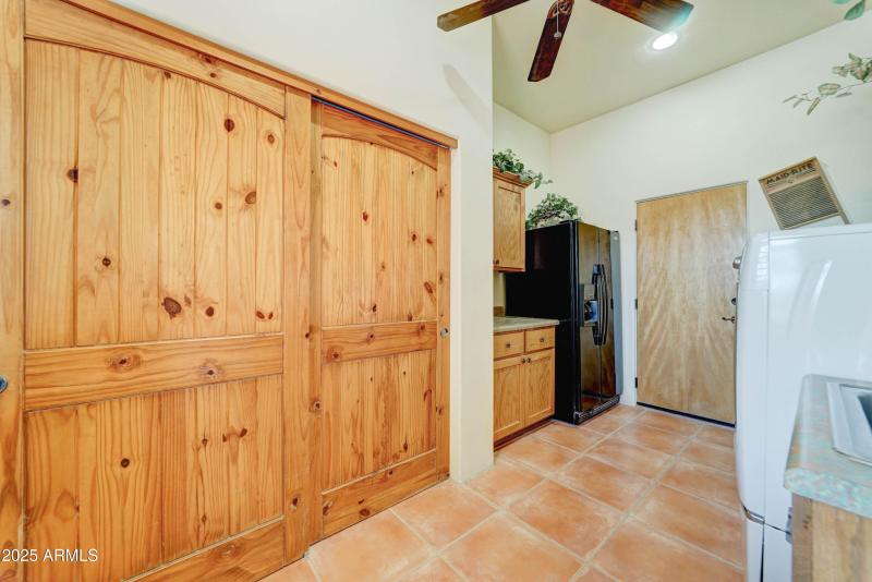 5098 E Fourth Ave-36