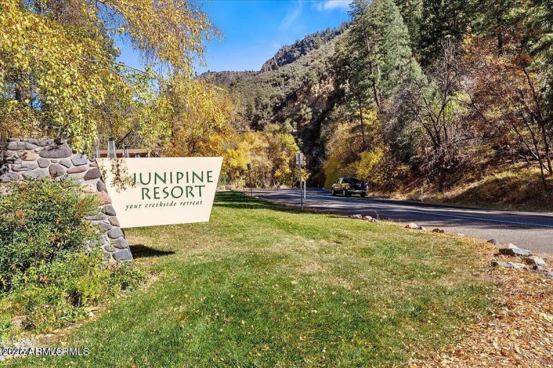 Junipine Resort