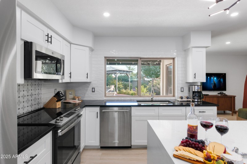 PropertyImageCo_12271N74thSt_WEB-37