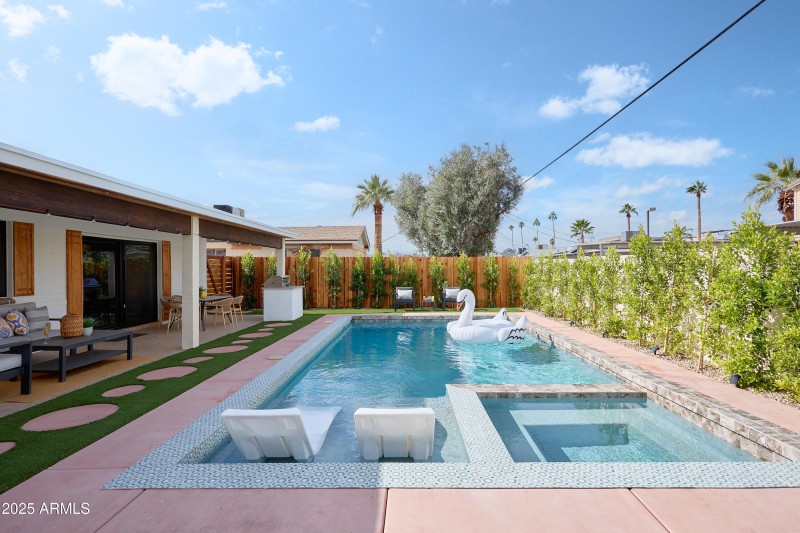 PropertyImageCo_7320ELathamSt_WEB_2