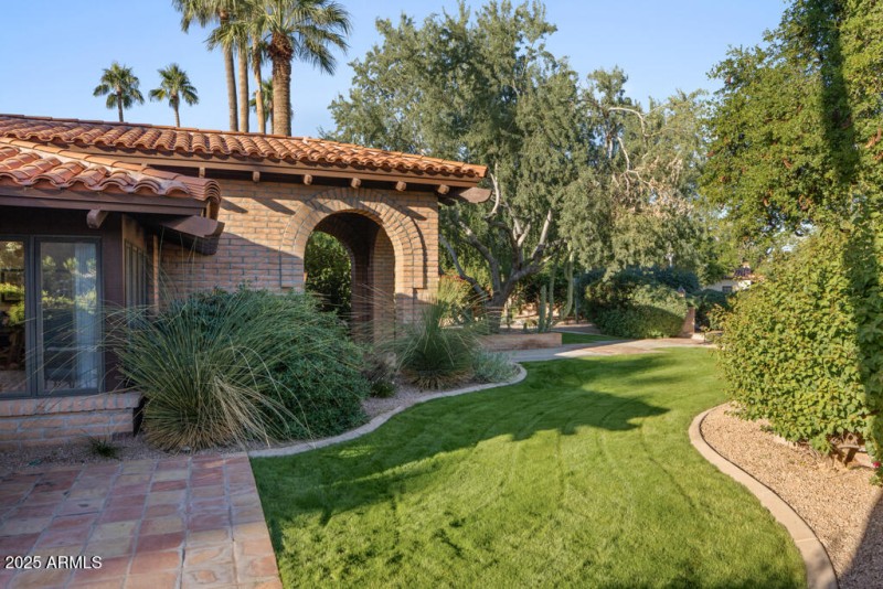 5401 MariposaLOW_Andrew Pielage-5