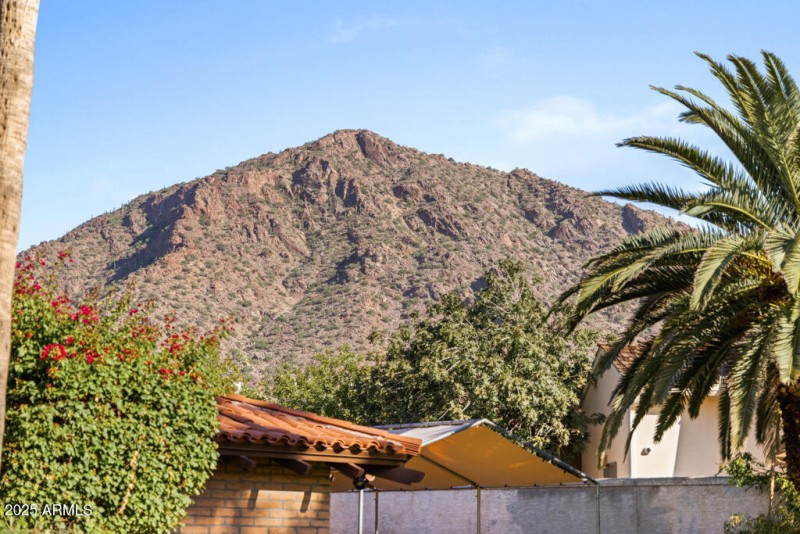 Camelback Mountain Views from Backyard