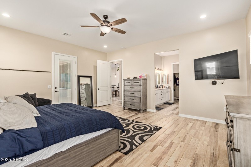 21 - Garnet Mountain