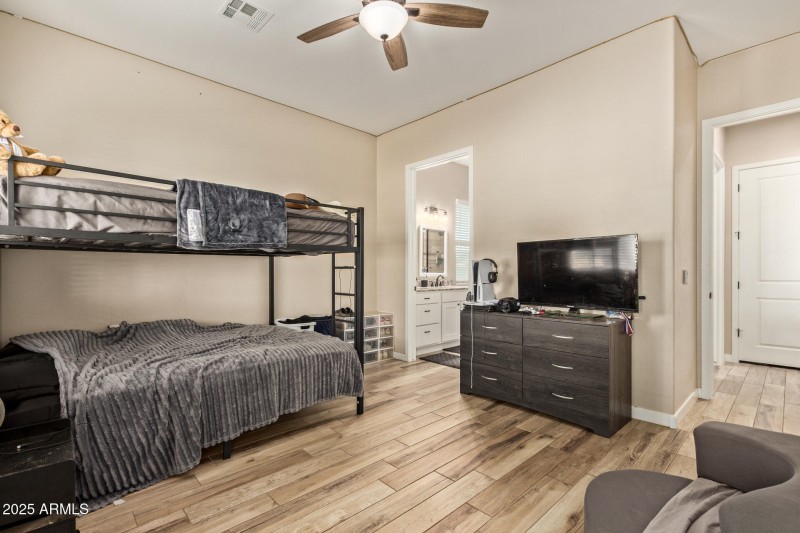 27 - Garnet Mountain