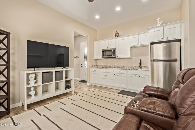 35 - Garnet Mountain