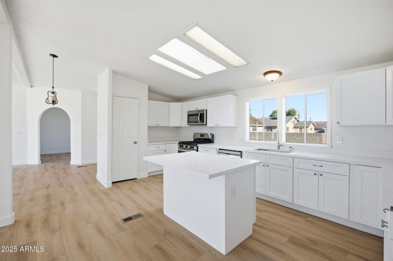 29TumbleweedLn-Taylor-AZ-8