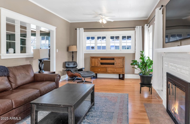 60 E Hoover Ave-large-013-015-TOD2013-15