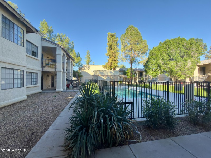 925 S. Longmore Dr. #109 - 19