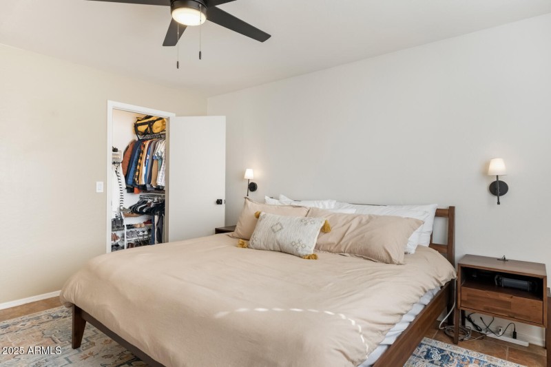 14011 W Port Royale Ln Surprise - 320