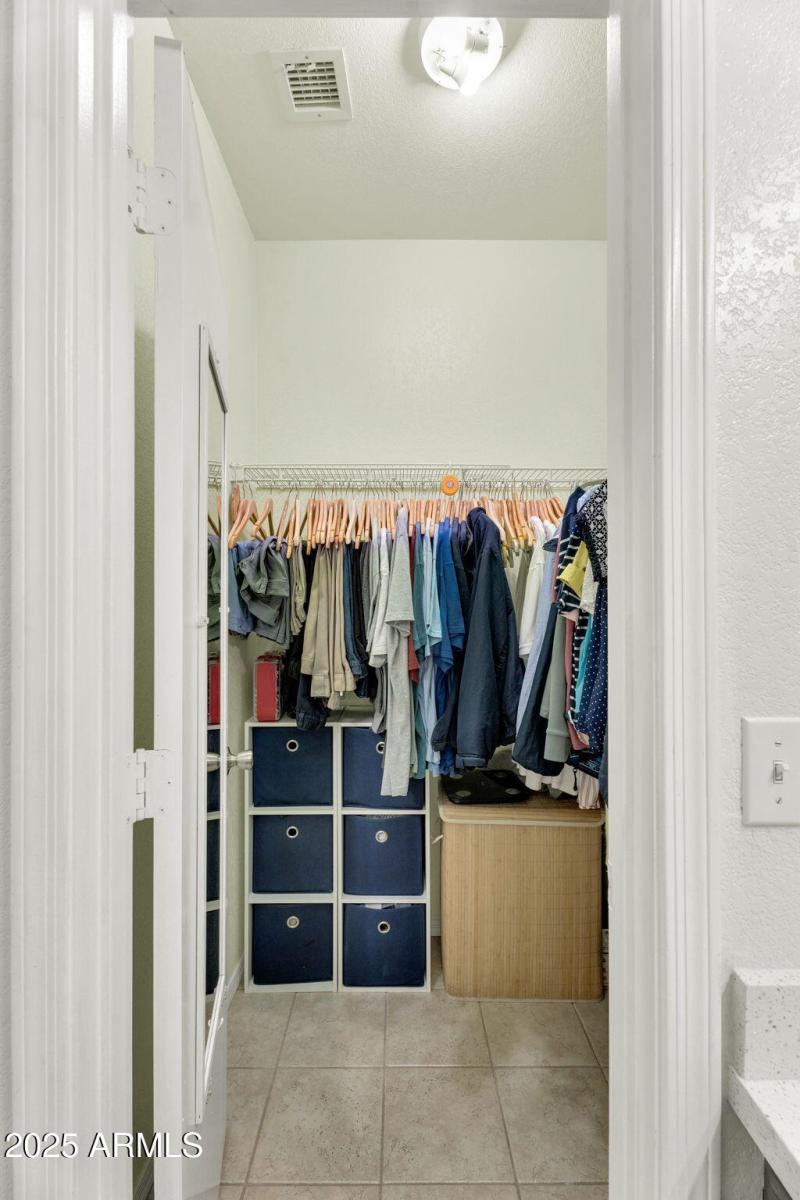 19-web-or-mls-13122 W Calavar Rd-19