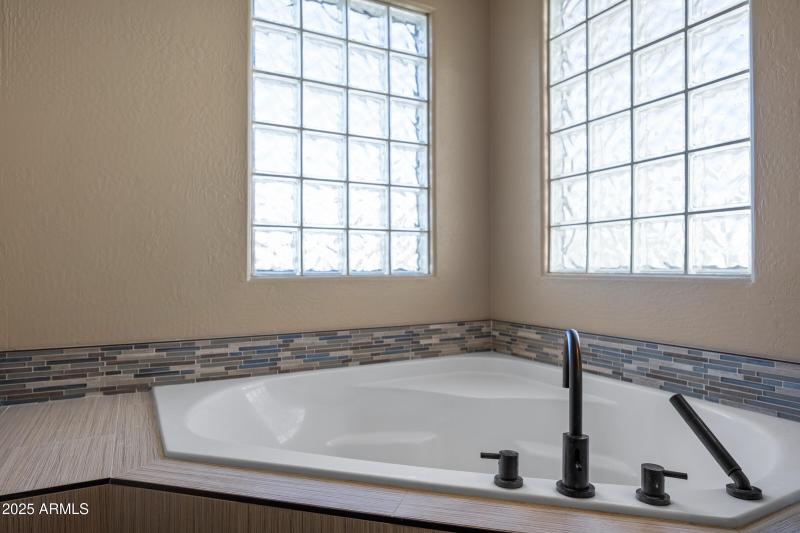 5946 S Shelby Way-45