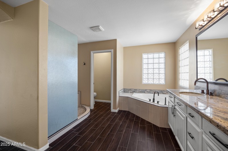 5946 S Shelby Way-44