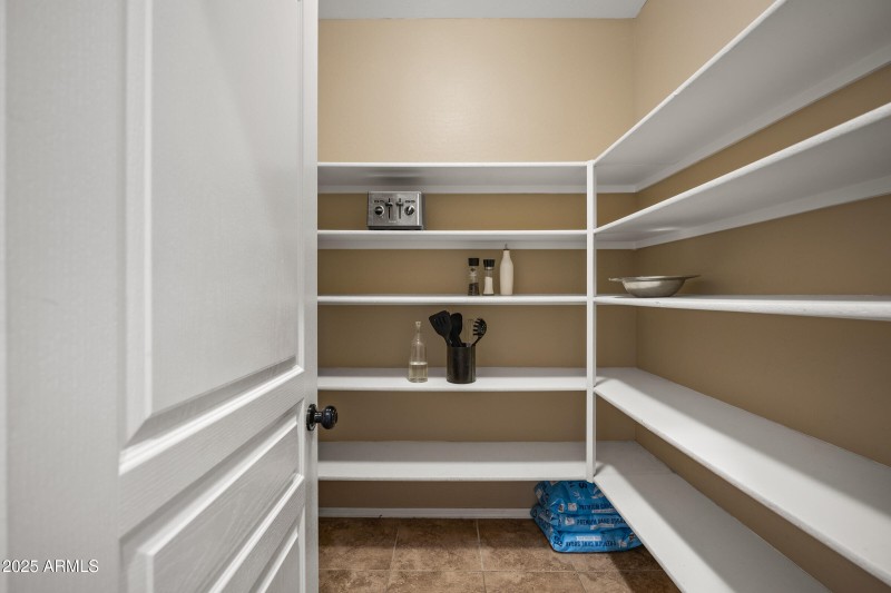 5946 S Shelby Way-27