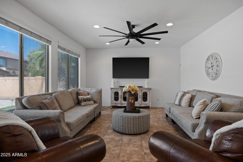 5946 S Shelby Way-15