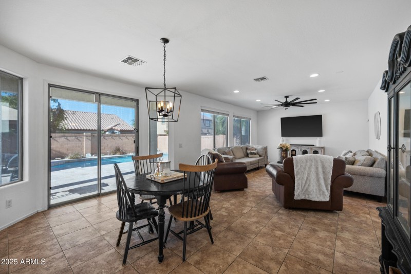 5946 S Shelby Way-14