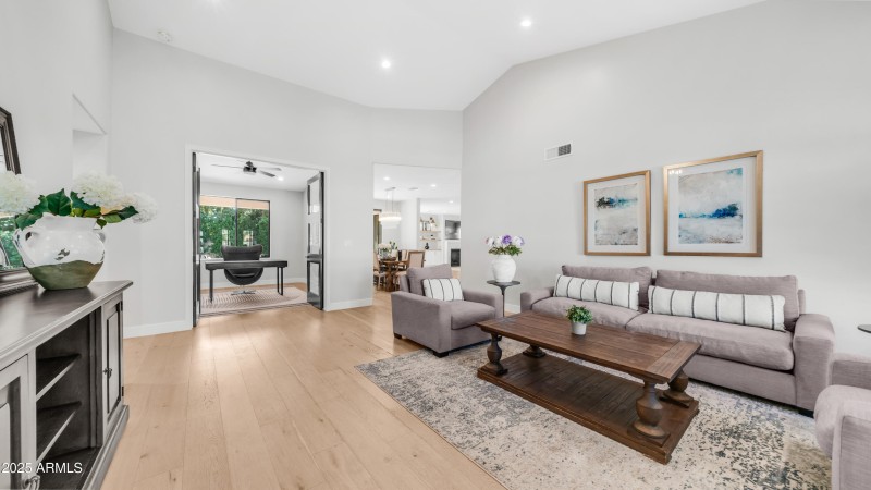 8573 E San Marcos Dr (21)