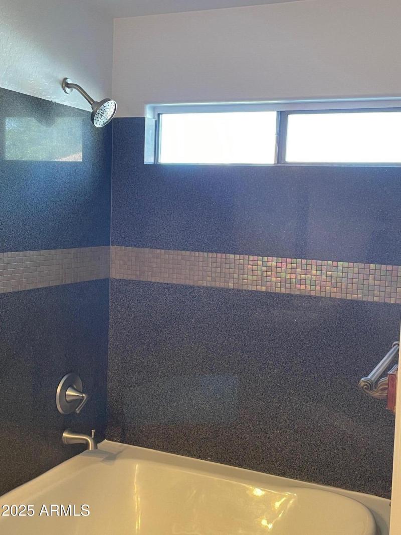 MB Windows about Jacuzzi Tub