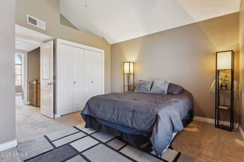 20-web-or-mls-4601-n-102nd-ave-unit-1055