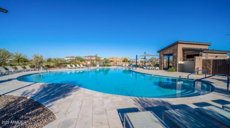 La Mira Discovery Community