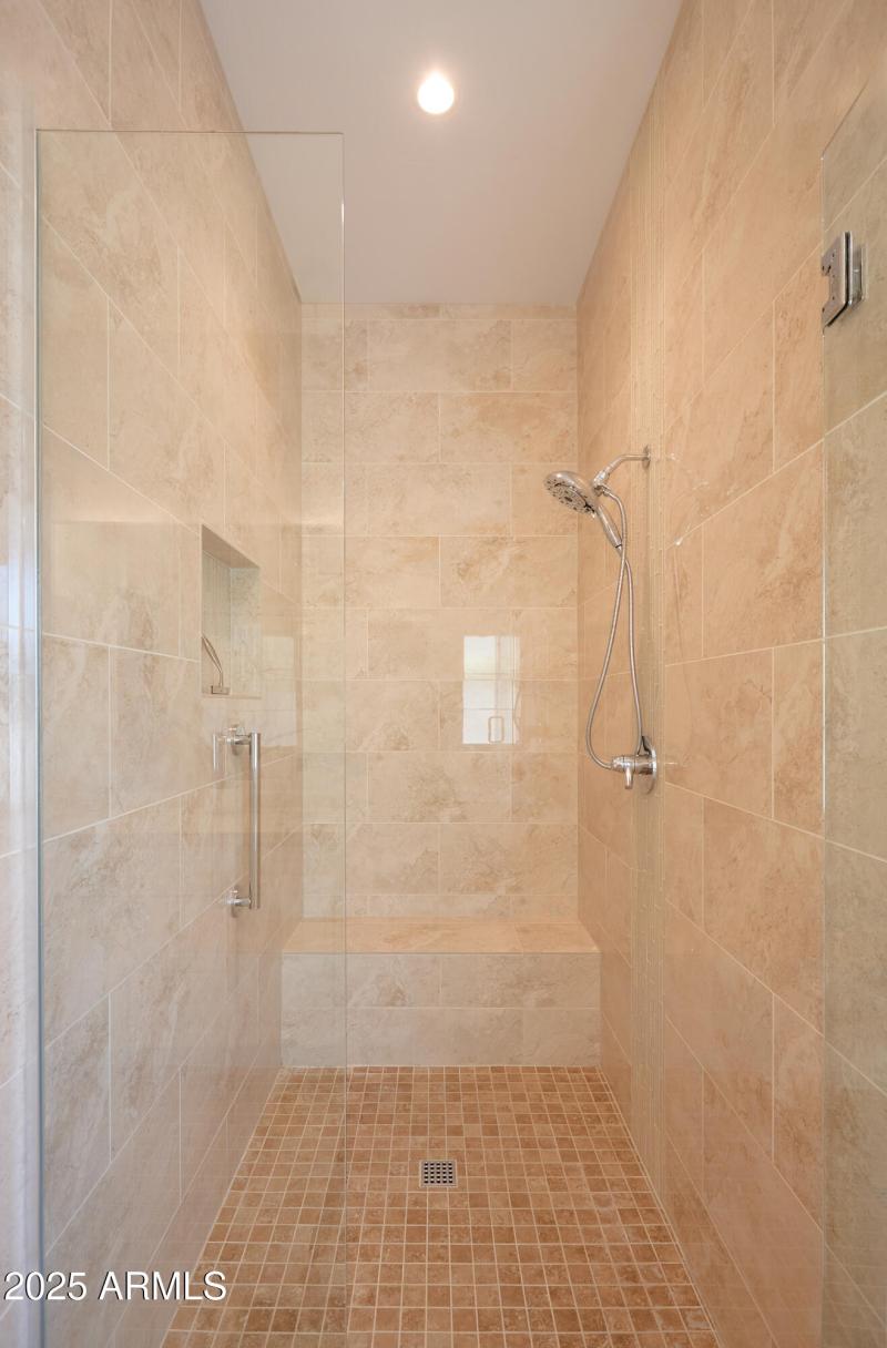 PropertyImageCo_3229ECampbellAve_WEB_35