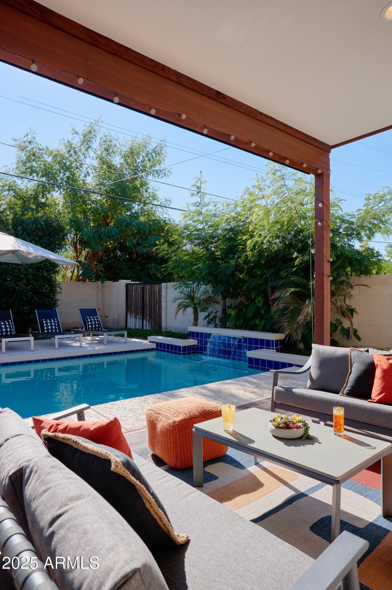 PropertyImageCo_3229ECampbellAve_WEB_38