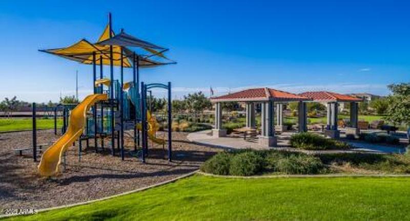 La Mira Discovery Community