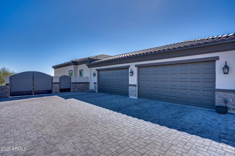 4 car attached to home